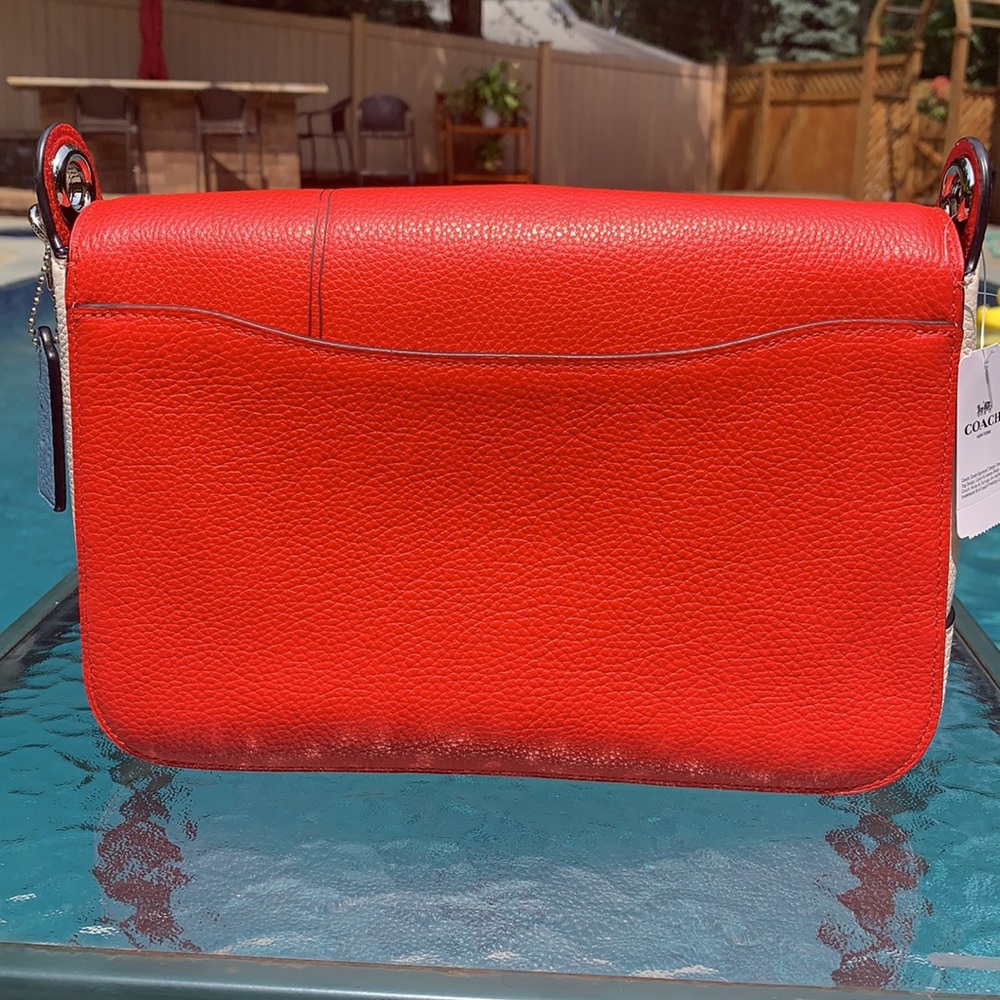 New Coach Marvel Jes Messenger with Spider-Man - Picture 6 of 16